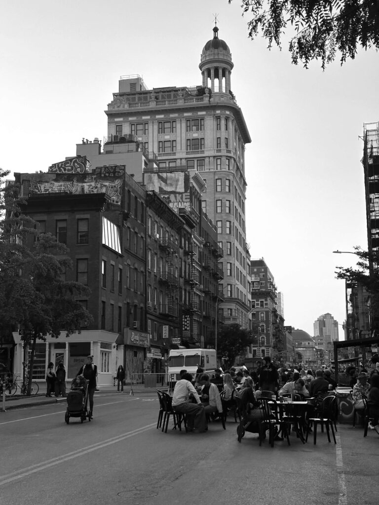 Neighborhood in Brooklyn with people 