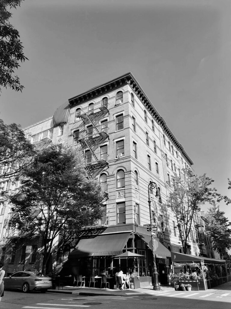 Brooklyn apartment modern rental